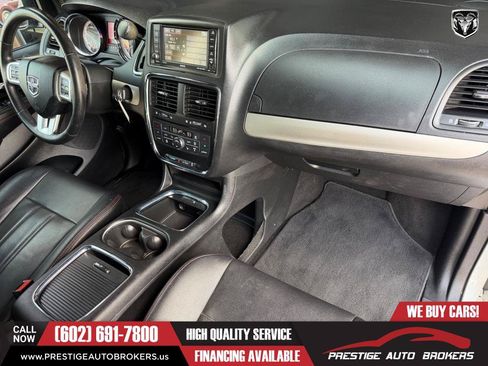 Used 2019 Dodge Grand Caravan GT FWD image 35