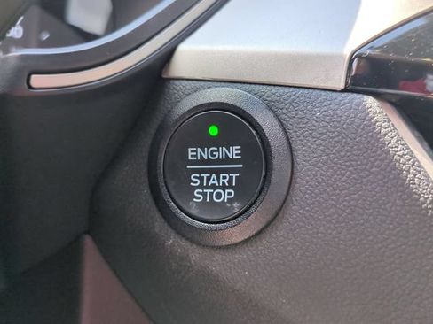 Used 2022 Ford Escape SE w/ Cold Weather Package FWD image 20