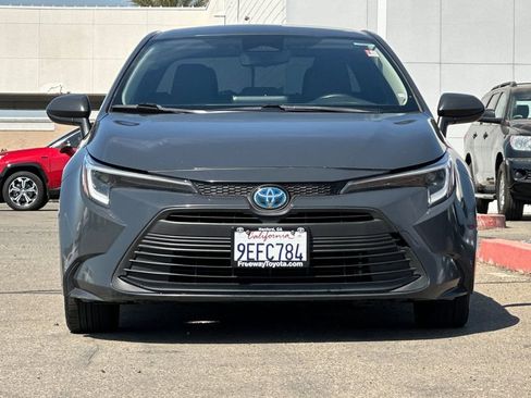 Used 2023 Toyota Corolla LE w/ Carpet Mat Package (TMS) image 11