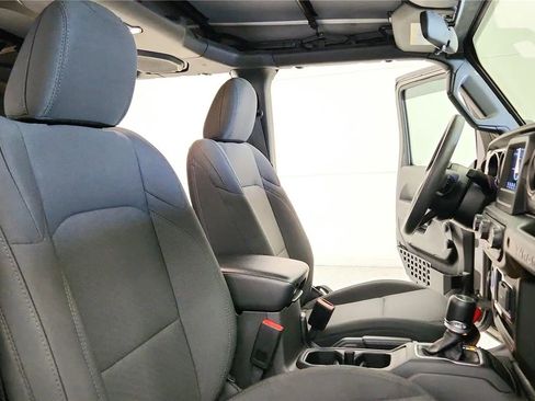 Used 2022 Jeep Wrangler Unlimited Sport AWD/4WD image 28