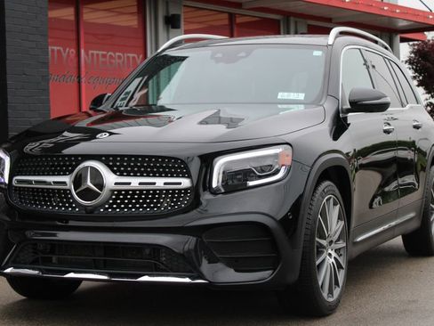 Used 2023 Mercedes-Benz GLB 250 4MATIC image 13