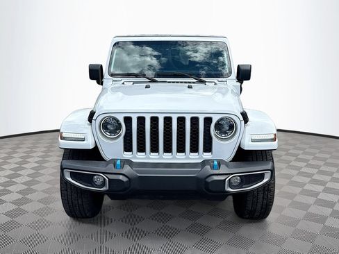 Used 2023 Jeep Wrangler Unlimited Sahara AWD/4WD image 2