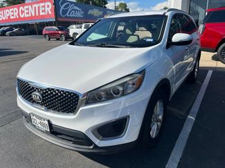 Used 2016 Kia Sorento LX FWD video 1
