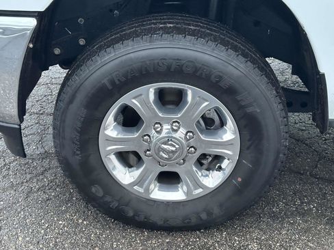 Used 2024 RAM 2500 Big Horn image 9