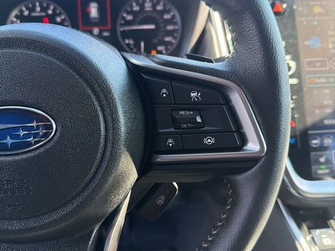 Used 2025 Subaru Outback Limited image 31