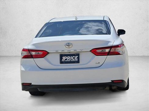 Used 2019 Toyota Camry LE w/ Convenience Package FWD image 6