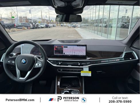 New 2026 BMW X5 xDrive50e w/ Premium Package AWD/4WD image 2