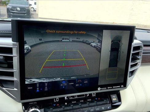 Used 2024 Toyota Sequoia Capstone AWD/4WD image 21