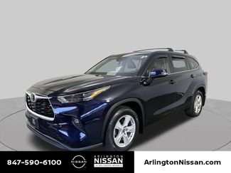 Used 2023 Toyota Highlander LE FWD video 1