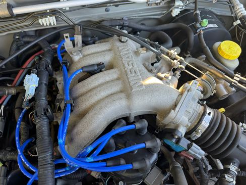 Used 2002 Nissan Frontier XE image 24