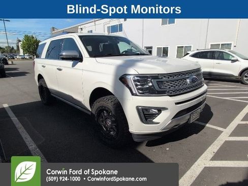 Used 2021 Ford Expedition Platinum AWD/4WD image 3