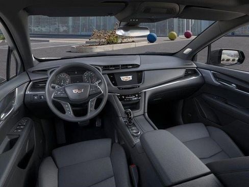Certified 2025 Cadillac XT5 Sportv AWD/4WD image 18