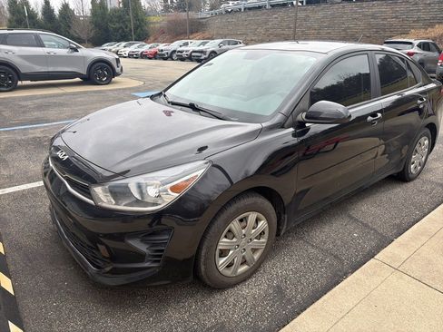 Certified 2022 Kia Rio S image 3