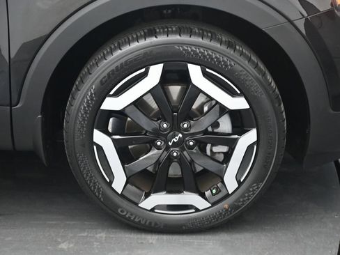 Used 2024 Kia Telluride S FWD image 27