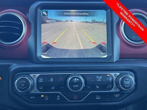 Used 2023 Jeep Gladiator Rubicon w/ LED Lighting Group image 3