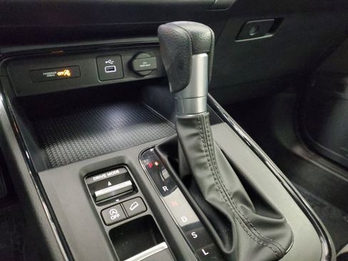 Certified 2025 Honda CR-V LX image 23