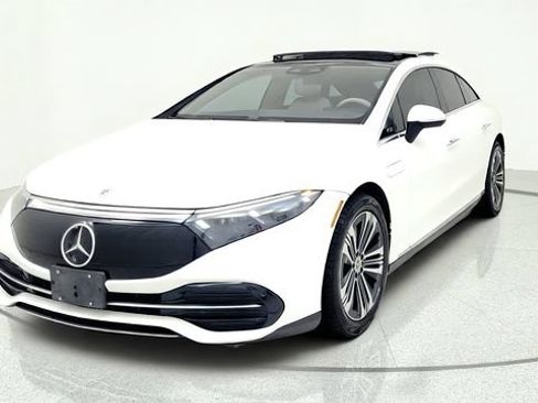Used 2023 Mercedes-Benz EQS 450+ Sedan image 3
