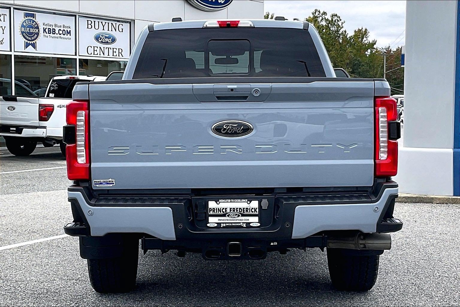 Certified 2024 Ford F250 Lariat w/ Lariat Ultimate Package AWD/4WD image 4