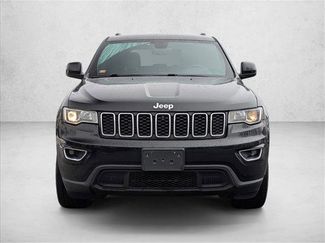Used 2018 Jeep Grand Cherokee Laredo video 2