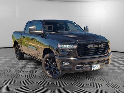 Used 2025 RAM 1500 Laramie w/ Night Edition AWD/4WD image 5