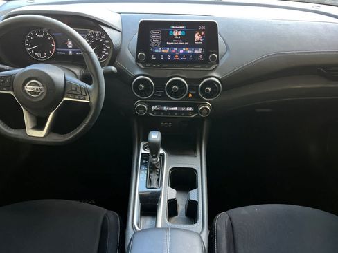 Used 2021 Nissan Sentra SV FWD image 4