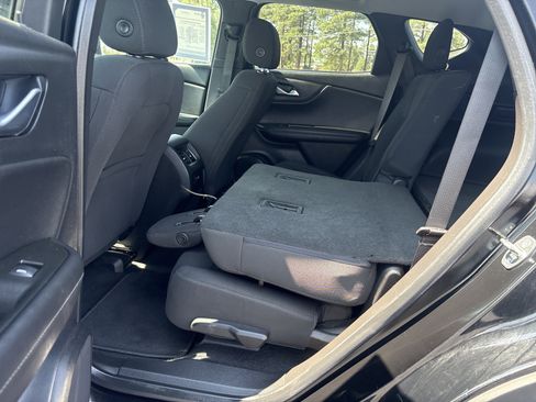 Used 2020 Chevrolet Blazer LT FWD image 13