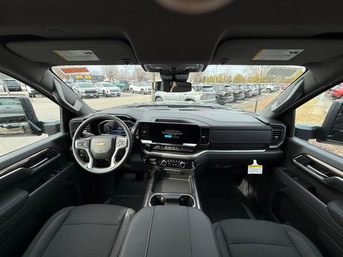 New 2026 Chevrolet Silverado 3500 LT AWD/4WD image 32
