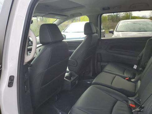 New 2026 Honda Odyssey EX-L image 9