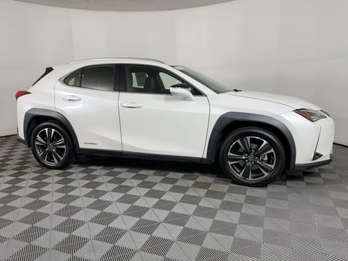 Used 2021 Lexus UX 250h w/ Premium Package image 8
