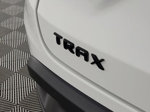 New 2026 Chevrolet Trax LT w/ Midnight Edition image 31