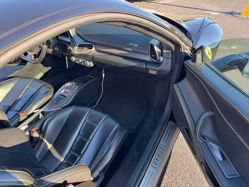 Used 2010 Ferrari 458 Italia Coupe image 10