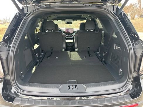 New 2026 Ford Explorer ST-Line w/ ST-Line Street Pack image 15