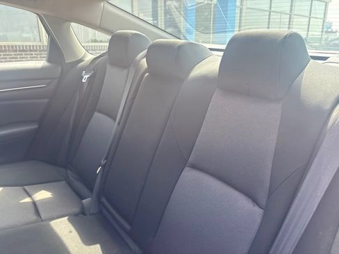 Certified 2019 Honda Accord LX image 33
