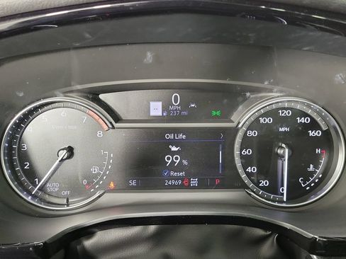 Used 2024 Cadillac XT6 Premium Luxury w/ LPO, Floor Liner Package AWD/4WD image 27