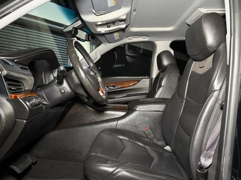 Used 2015 Cadillac Escalade ESV Premium AWD/4WD image 34