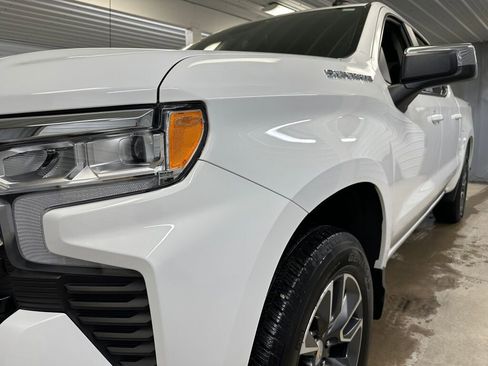 Used 2023 Chevrolet Silverado 1500 LT image 34