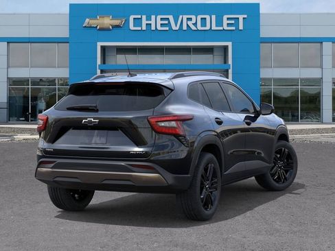 New 2026 Chevrolet Trax ACTIV w/ Driver Confidence Package FWD image 4