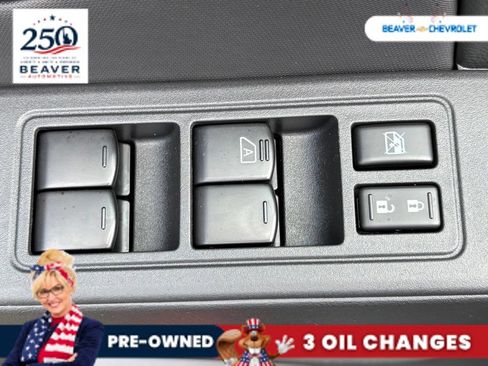 Used 2024 Nissan Frontier SV w/ SV Convenience Package RWD image 31
