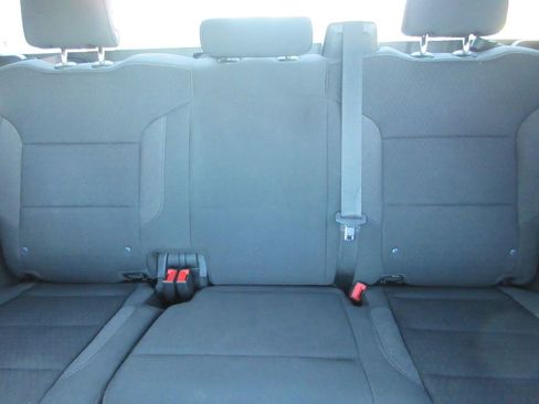 Used 2022 Chevrolet Silverado 1500 LT image 22