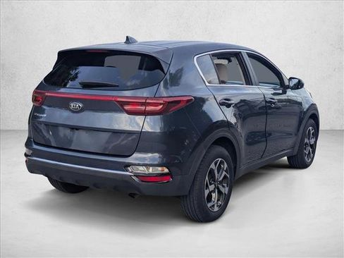 Used 2022 Kia Sportage LX FWD image 3