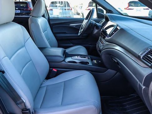 Certified 2024 Honda Passport EX-L image 18