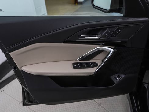 Used 2025 BMW X1 xDrive28i w/ Convenience Package image 9