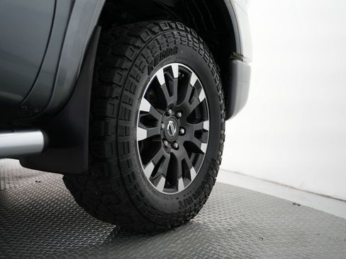 Used 2019 Nissan Titan PRO-4X image 62