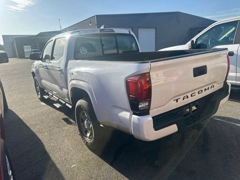 Used 2018 Toyota Tacoma SR w/ SR Convenience Package RWD image 10