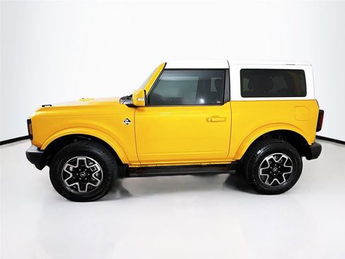 Used 2022 Ford Bronco Outer Banks image 4