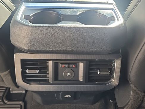 Used 2025 Ford F350 Platinum image 46