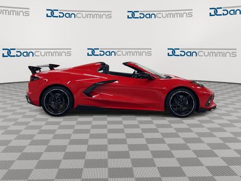 Used 2023 Chevrolet Corvette Stingray Convertible image 9