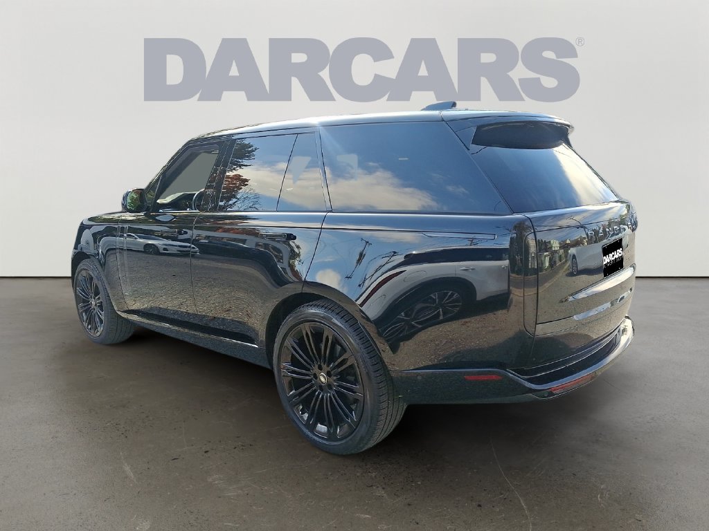 Used 2025 Land Rover Range Rover SE AWD/4WD image 4