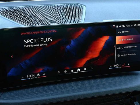 New 2026 BMW 330i Sedan w/ M Sport Package image 26