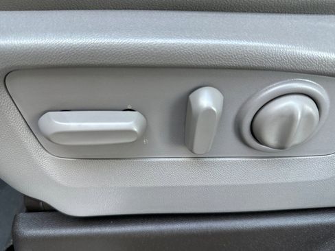 Certified 2022 GMC Sierra 1500 SLT w/ SLT Premium Package image 12